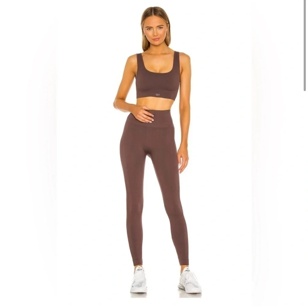 SET ACTIVE X REVOLVE Box Cut Sports Bra in Monaco sizes M, L NWOT minimalist - Picture 4 of 4